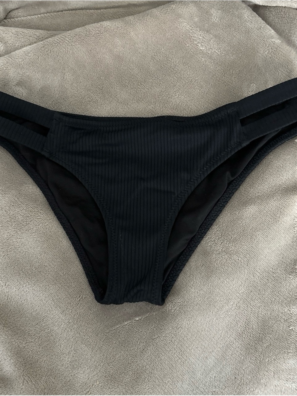 Shade & Shore Black Ribbed Bikini Bottom